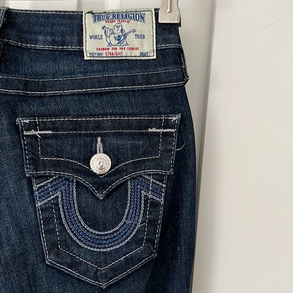 NWOT True Religion straight cut dark blue jeans. - Picture 6 of 8